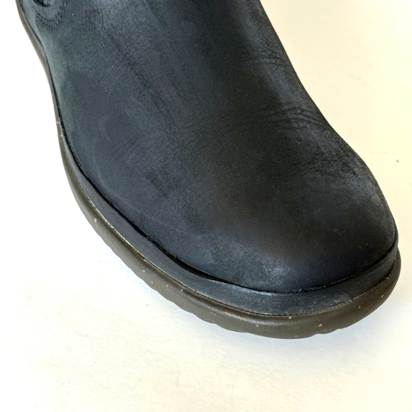 Ugg Simmens Black & Gray Wool Boots Womens size 7 - Picture 4 of 8